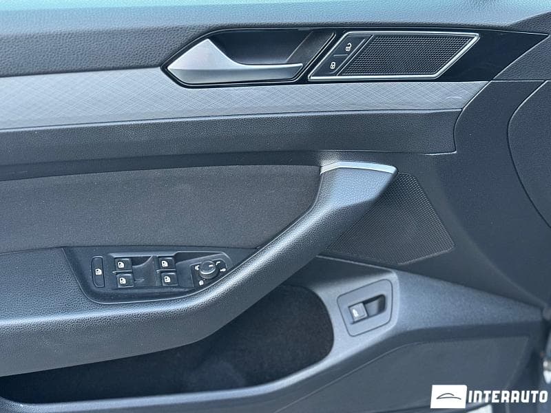 Volkswagen Passat 2021 — Миниатюра 5