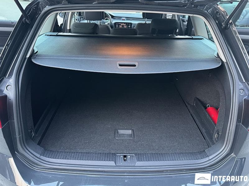 Volkswagen Passat 2021 — Миниатюра 18