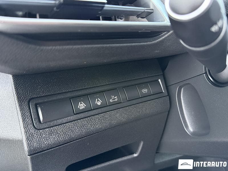 Peugeot 3008 2022 — Миниатюра 11