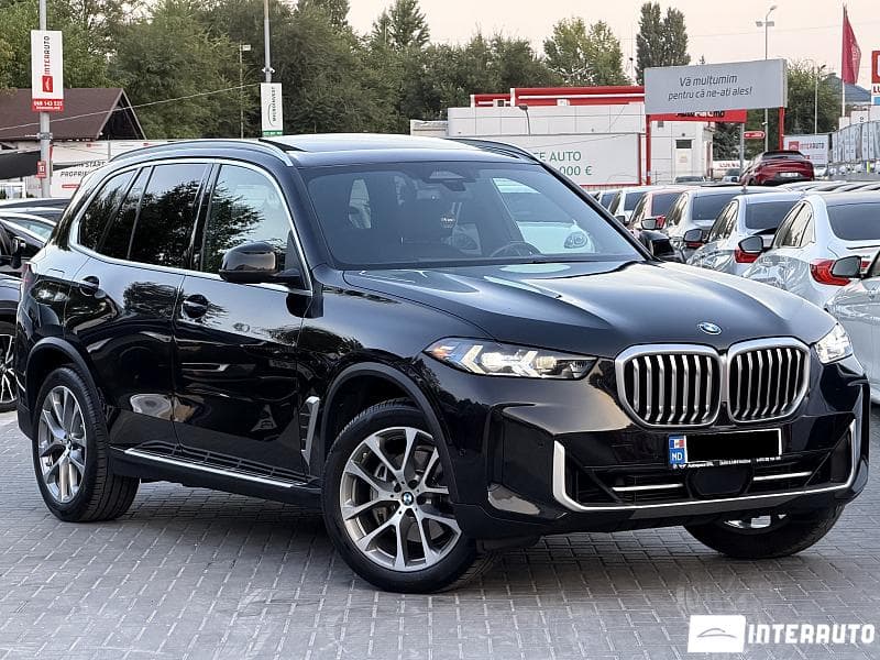 BMW X5 4.0i 2023 — Миниатюра 3