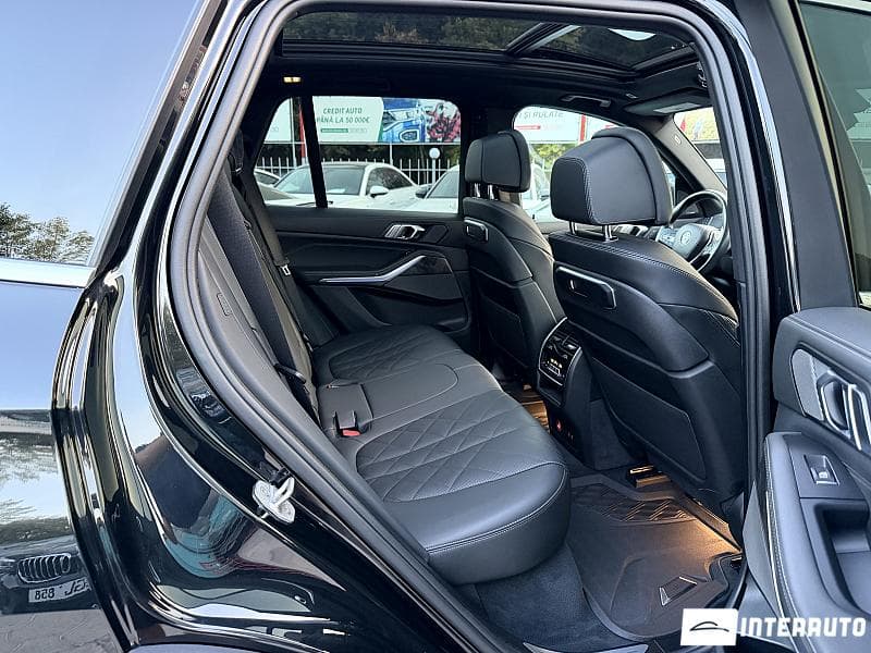 BMW X5 4.0i 2023 — Миниатюра 22