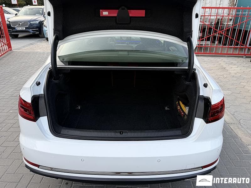 Audi A4 2019 — Миниатюра 23