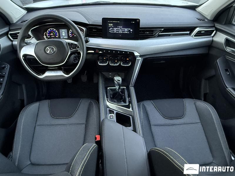 2023 Baic X3 — Miniatură 7