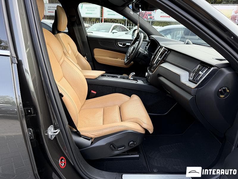 Volvo XC 60 2018 — Миниатюра 6