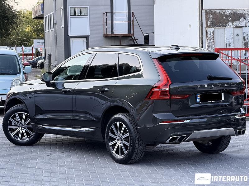 Volvo XC 60 2018 — Миниатюра 4