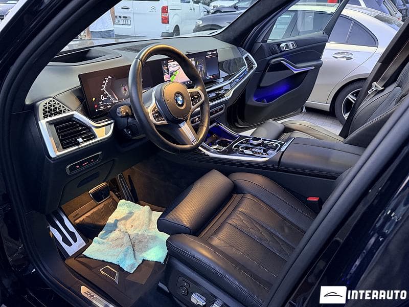 BMW X7 4.0i 2024 — Миниатюра 5
