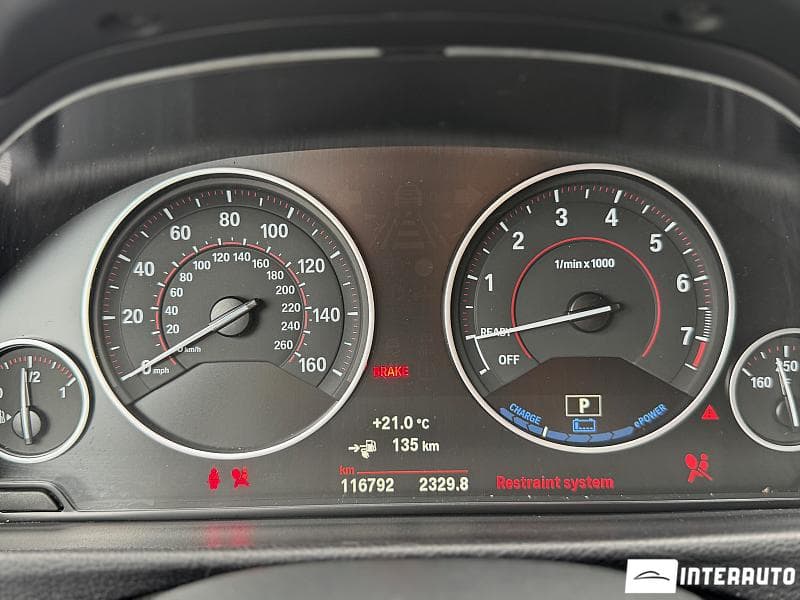 BMW 330E 2017 — Миниатюра 10