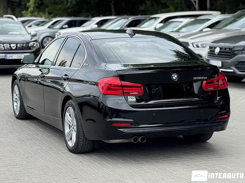 BMW 330E 2017 — Миниатюра 4