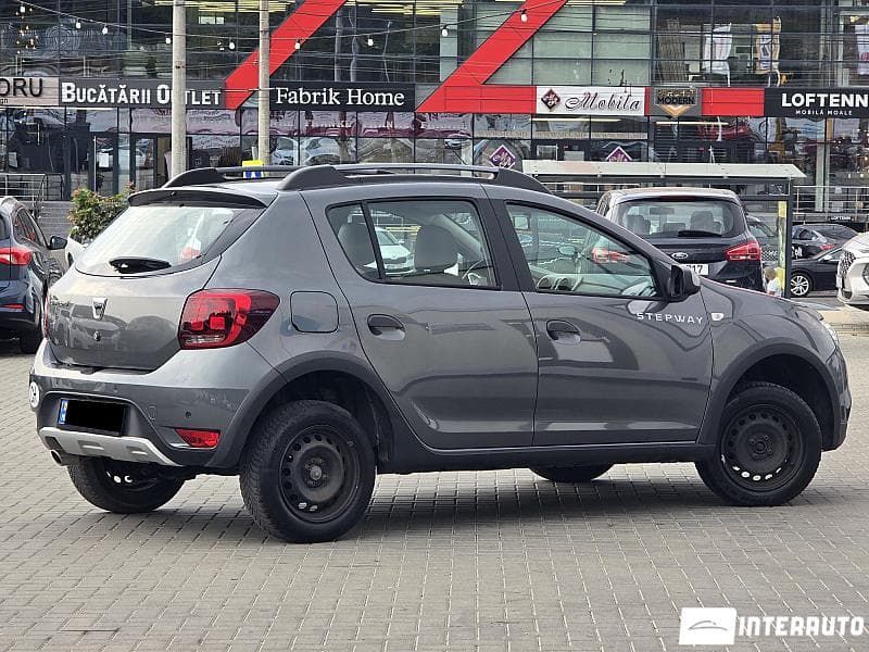 Dacia Sandero Stepway 2018 — Миниатюра 3