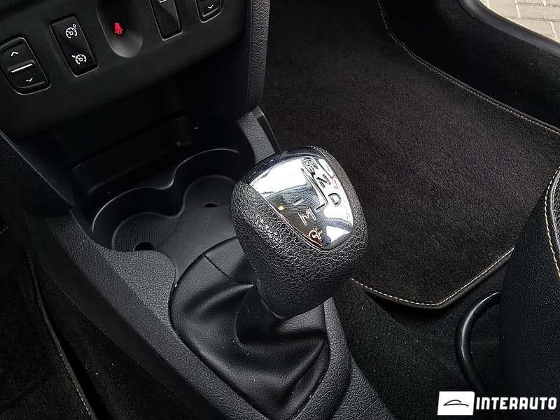 Dacia Sandero Stepway 2018 — Миниатюра 11
