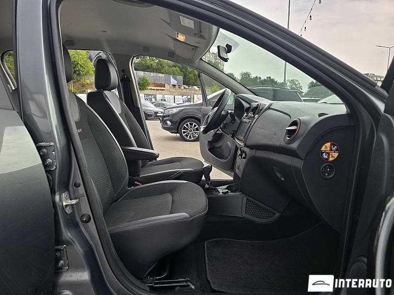 Dacia Sandero Stepway 2018 — Миниатюра 14