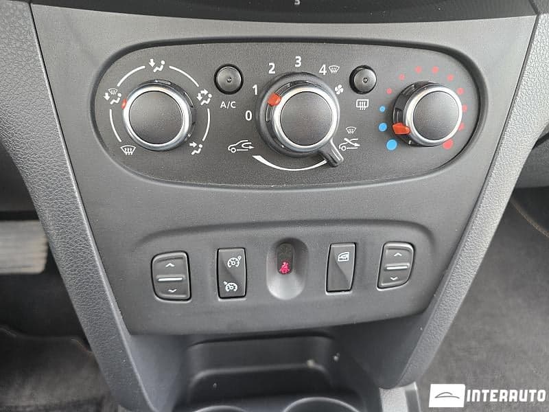Dacia Sandero Stepway 2018 — Миниатюра 10