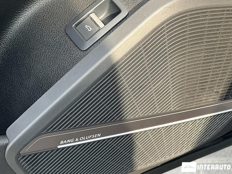 Audi Q5 Sportback 2021 — Миниатюра 18