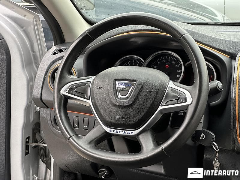Dacia Sandero Stepway 2017 — Миниатюра 7