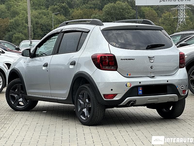 Dacia Sandero Stepway 2017 — Миниатюра 4