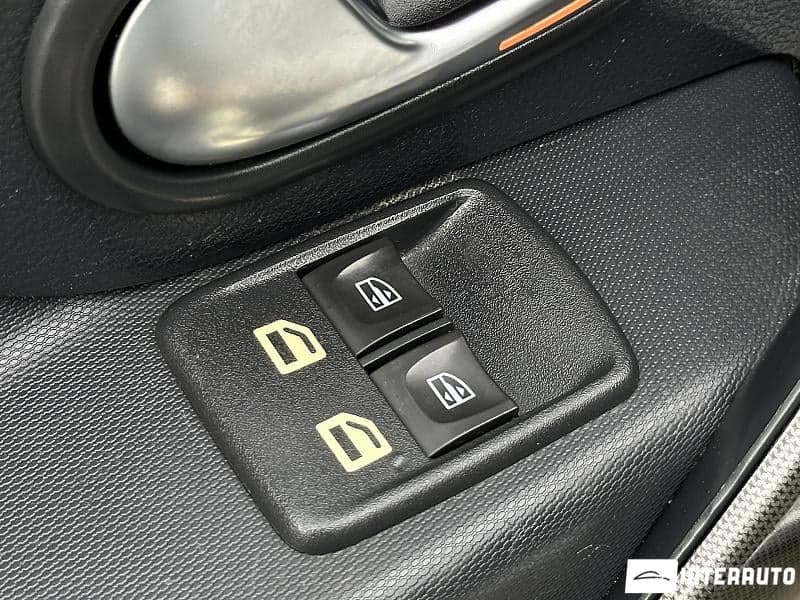 Dacia Sandero Stepway 2017 — Миниатюра 17