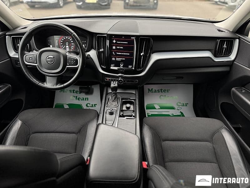 Volvo XC 60 2018 — Миниатюра 7