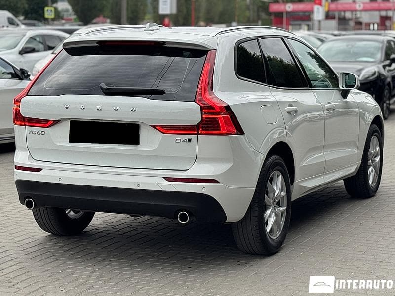 Volvo XC 60 2018 — Миниатюра 2