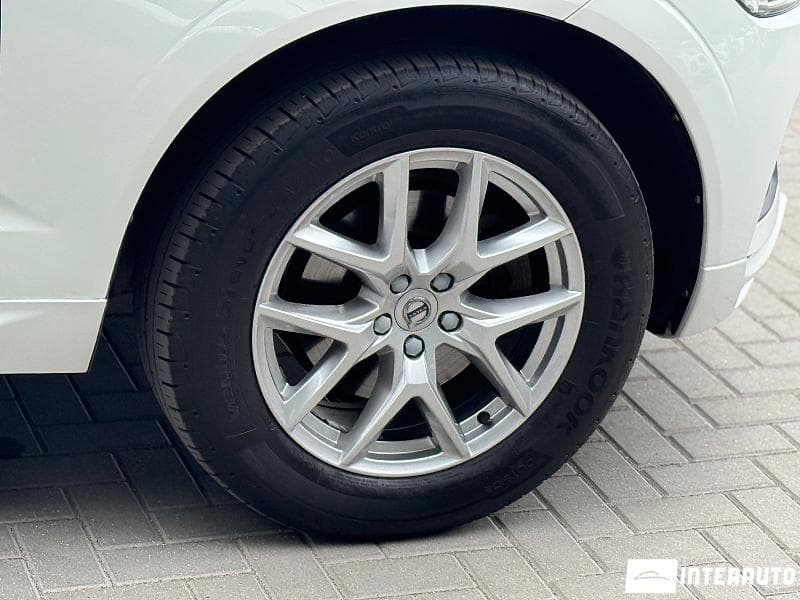 Volvo XC 60 2018 — Миниатюра 16