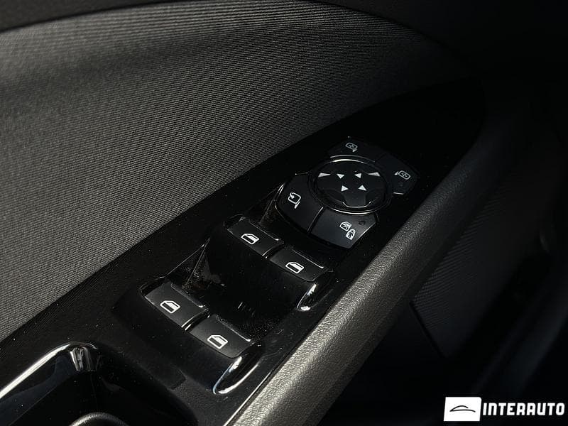 Ford Mondeo 2021 — Миниатюра 6