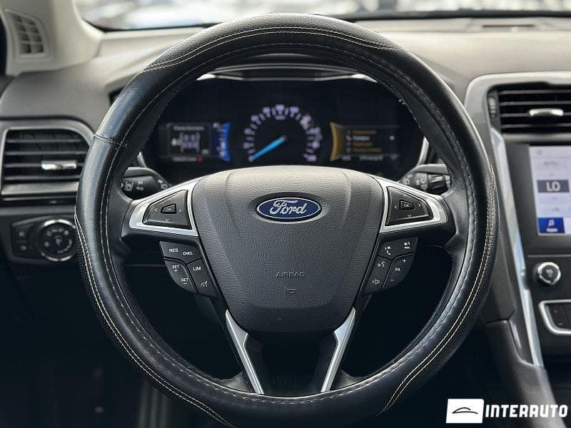 Ford Mondeo 2021 — Миниатюра 9