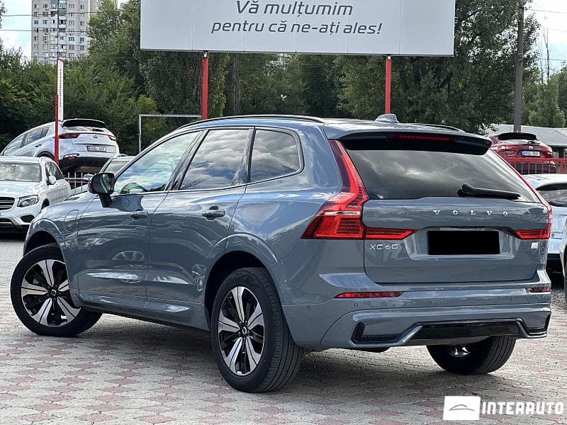 Volvo XC 60 2023 — Миниатюра 3