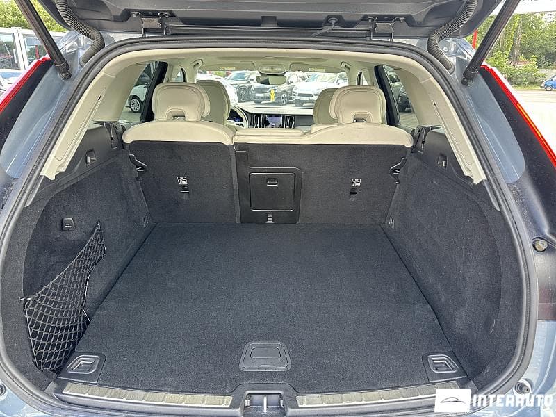 Volvo XC 60 2023 — Миниатюра 23