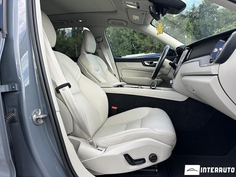Volvo XC 60 2023 — Миниатюра 18