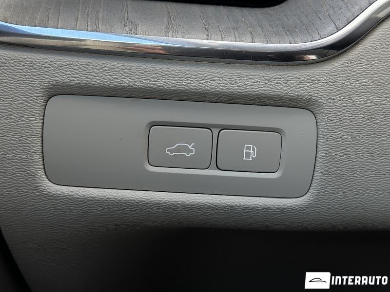 Volvo XC 60 2023 — Миниатюра 12