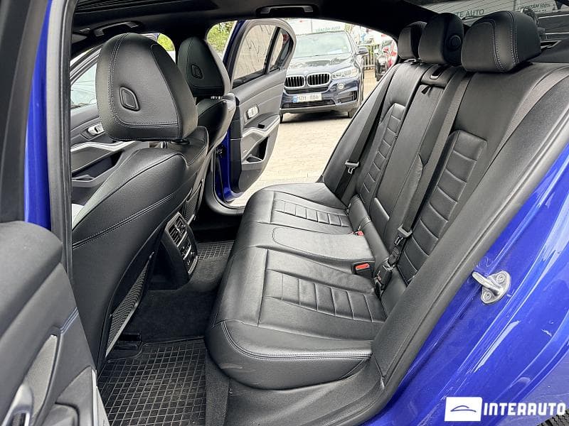 BMW 330 2018 — Миниатюра 17