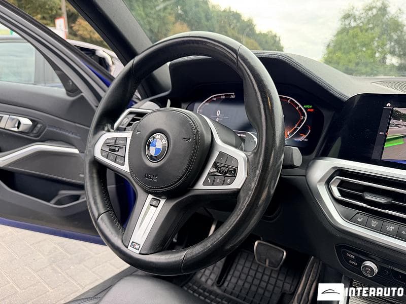 BMW 330 2018 — Миниатюра 8