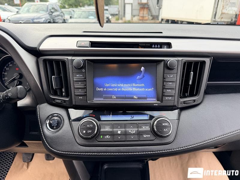 Toyota Rav-4 2016 — Миниатюра 12