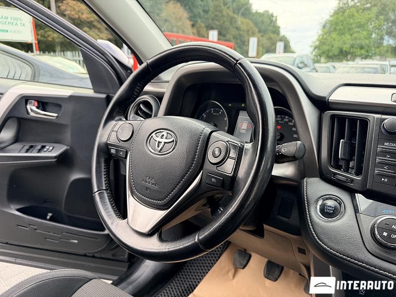 Toyota Rav-4 2016 — Миниатюра 11