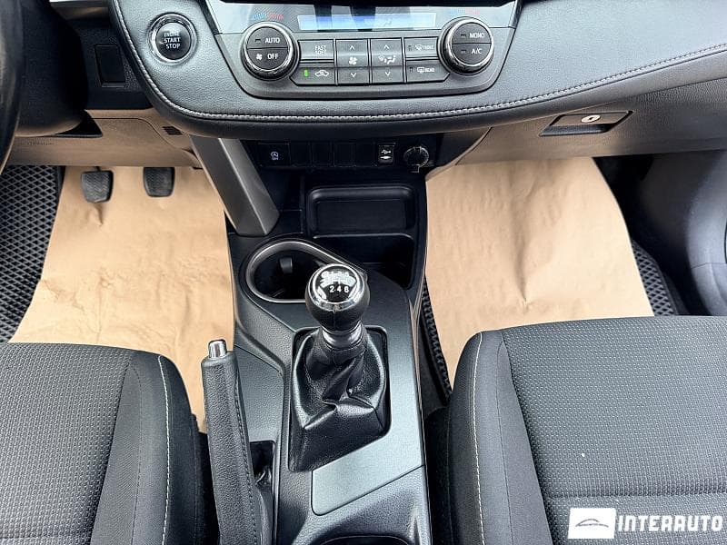 Toyota Rav-4 2016 — Миниатюра 14