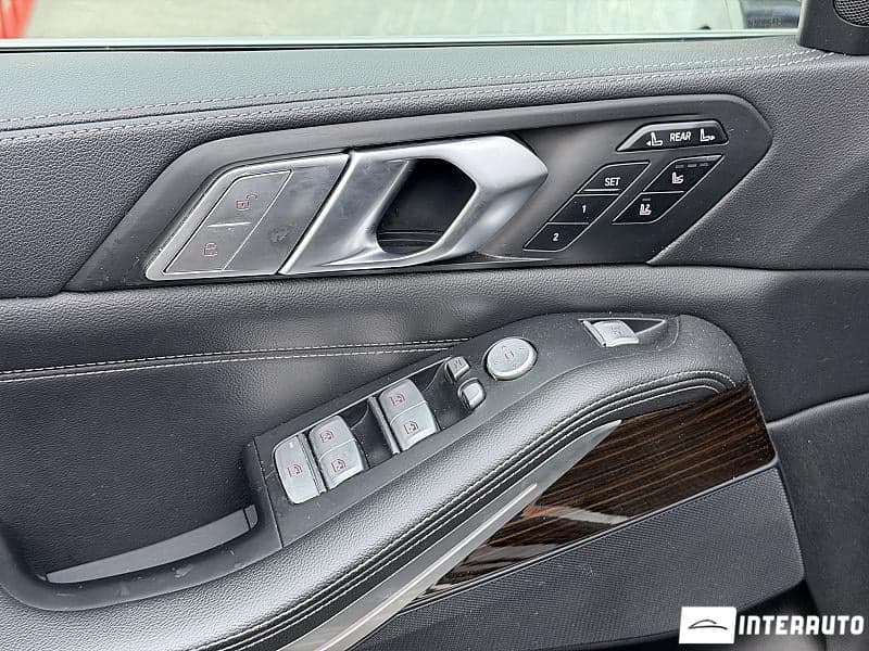 BMW X7 4.0i 2019 — Миниатюра 6