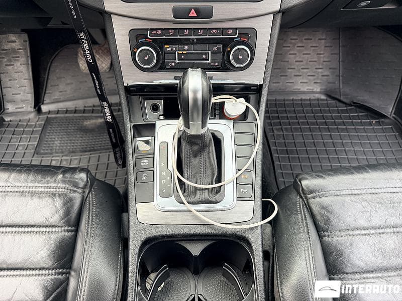 Volkswagen Passat 2011 — Миниатюра 13