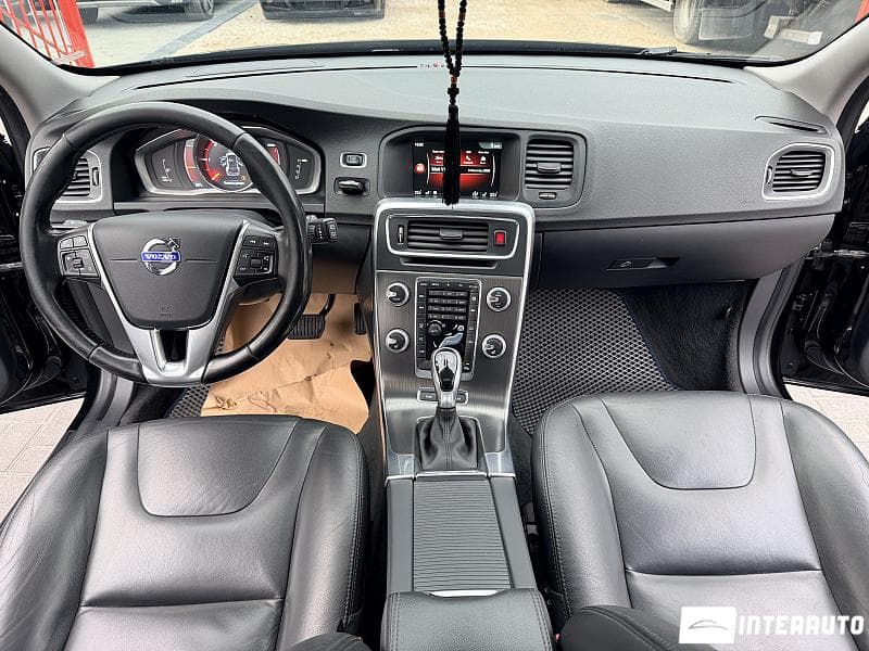 Volvo V 60 2015 — Миниатюра 10