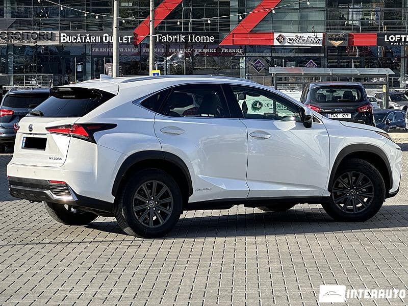 Lexus NX 300H 2018 — Миниатюра 3