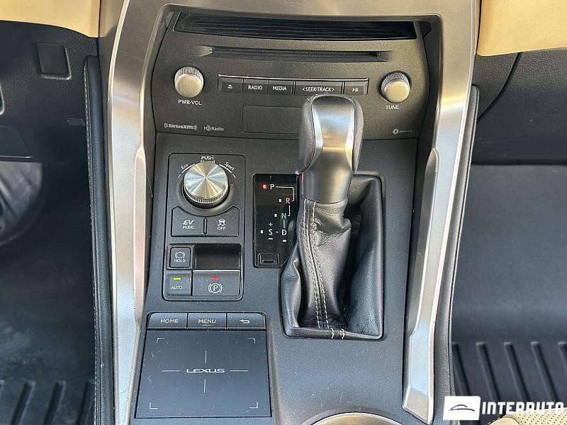Lexus NX 300H 2018 — Миниатюра 11