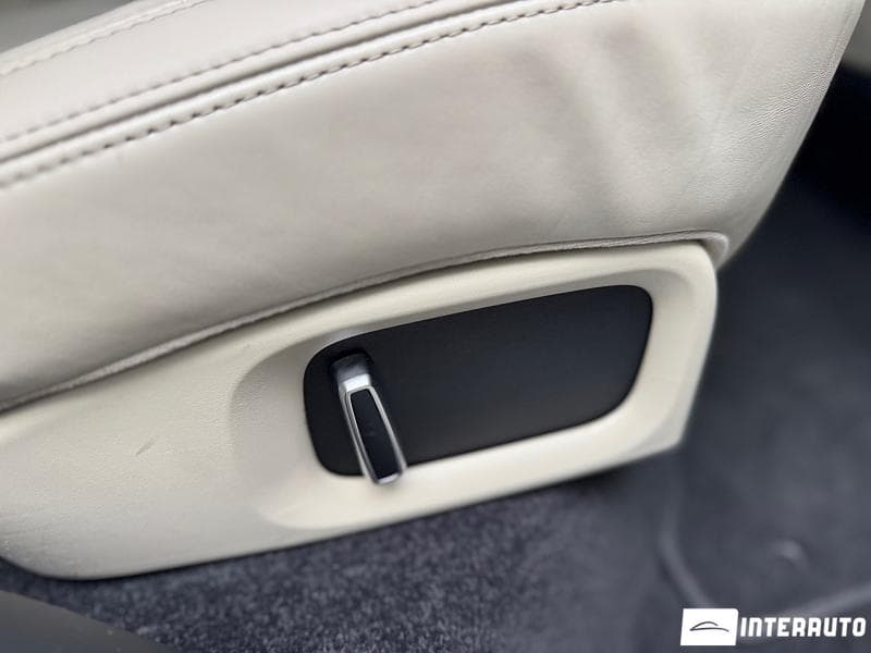 Land Rover Range Rover Vogue 2015 — Миниатюра 19