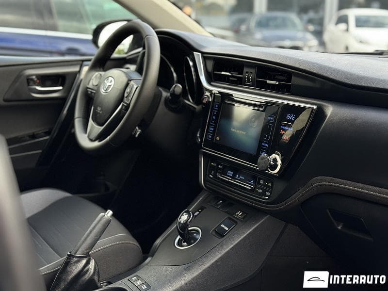 Toyota Auris 2018 — Миниатюра 16