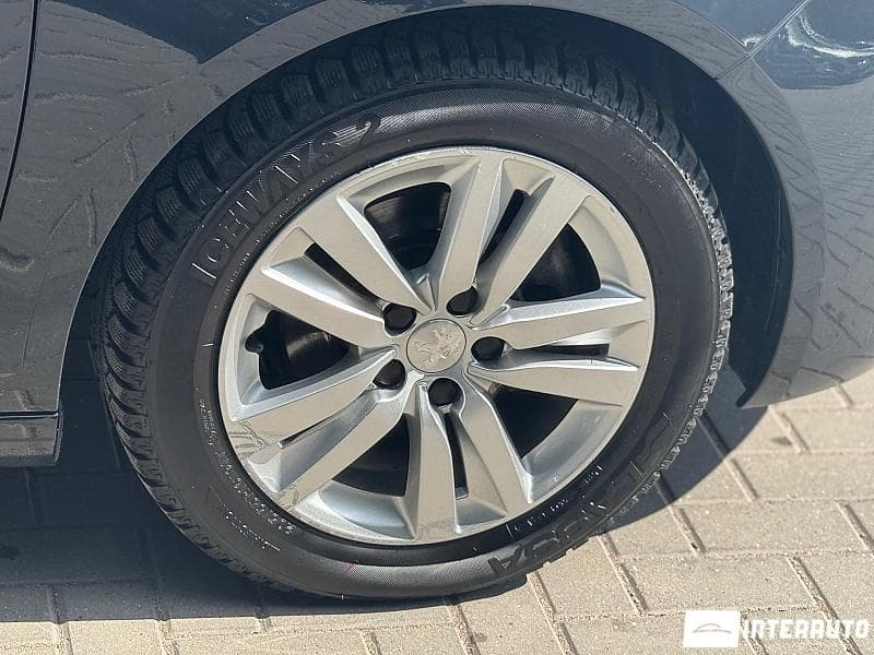 Peugeot 308 2019 — Миниатюра 5