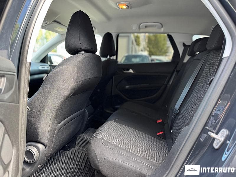 Peugeot 308 2019 — Миниатюра 18