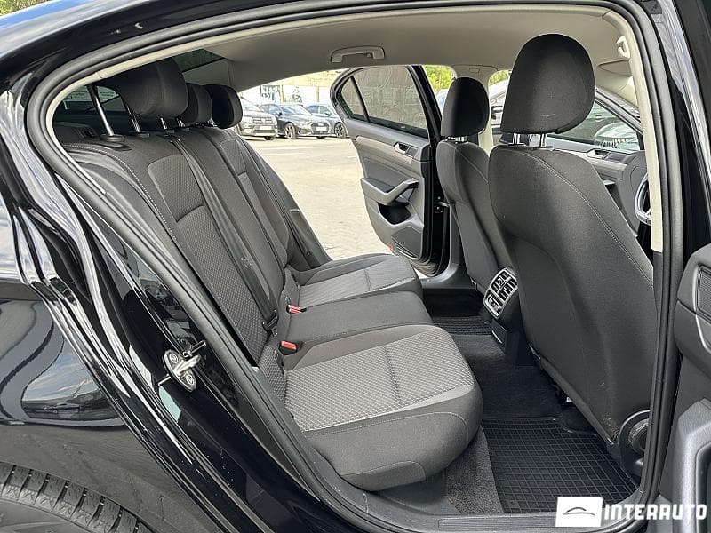 Volkswagen Passat 2017 — Миниатюра 14