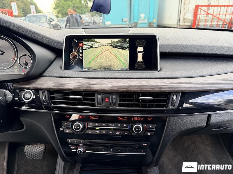 2015 BMW X5 2.5D — Miniatură 13