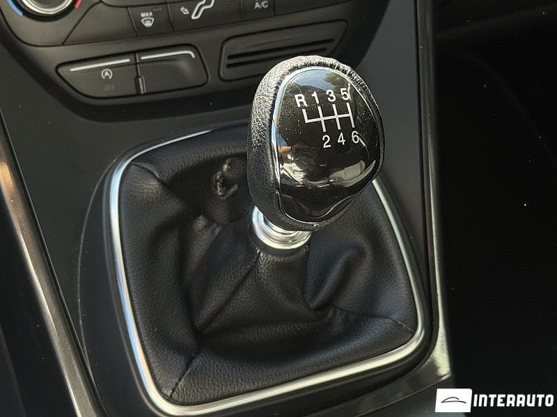 Ford C-MAX 2015 — Миниатюра 13