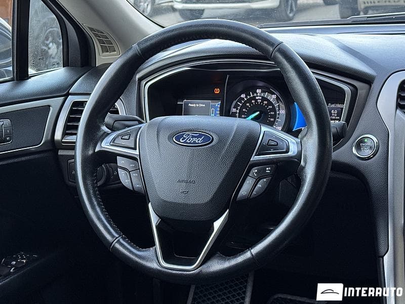 Ford Fusion 2018 — Миниатюра 10