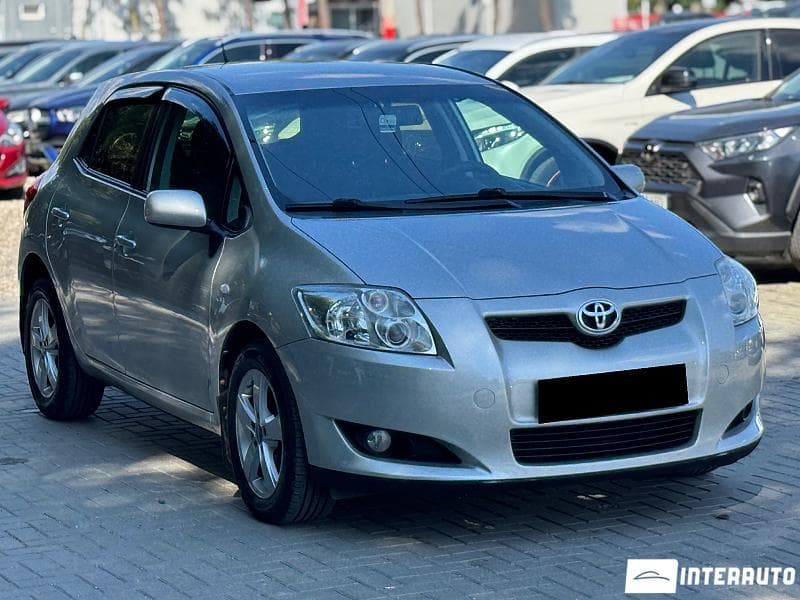 Toyota Auris 2009 — Миниатюра 3