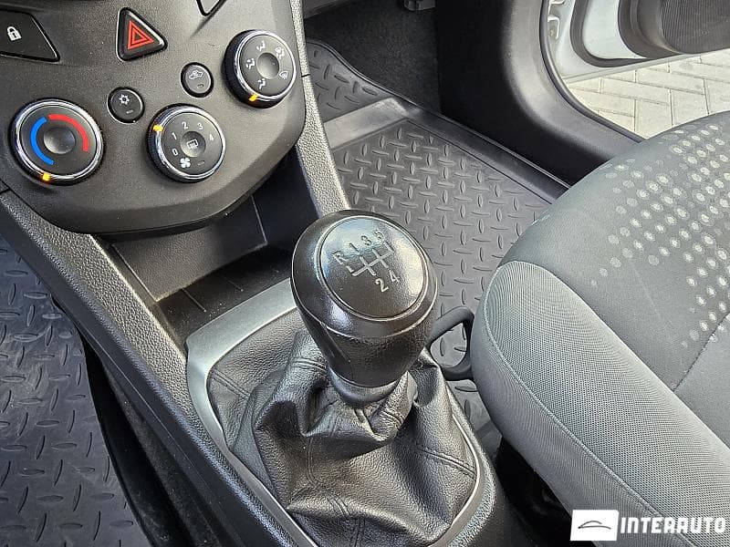 Chevrolet Aveo 2015 — Миниатюра 10