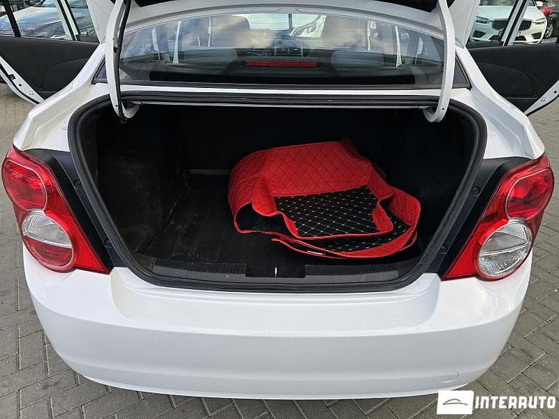 Chevrolet Aveo 2015 — Миниатюра 15